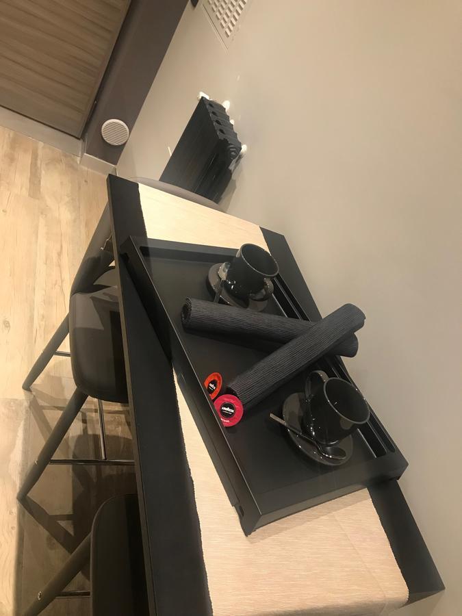 Suite 11 Near Duomo Milaan Buitenkant foto
