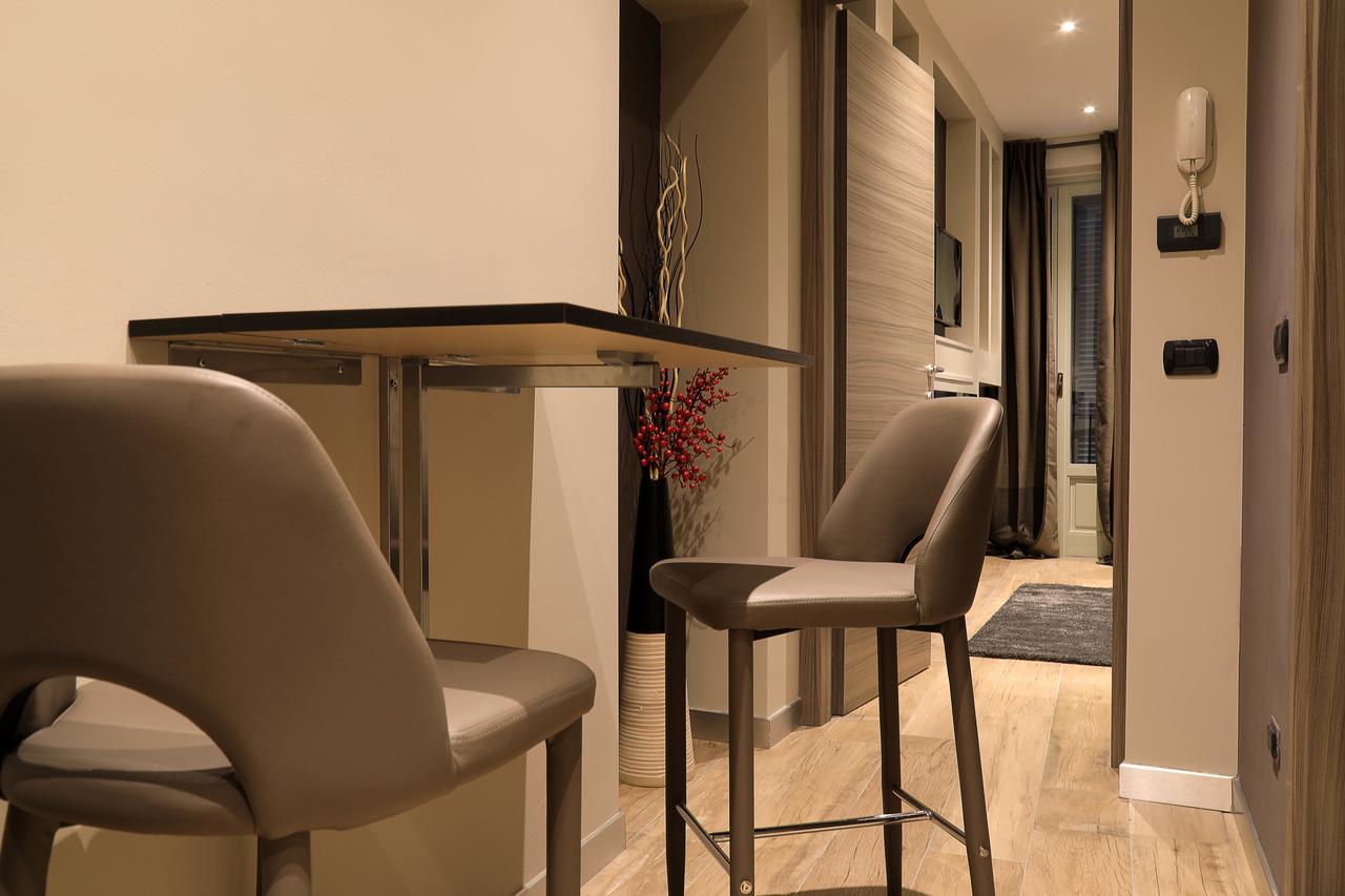 Suite 11 Near Duomo Milaan Buitenkant foto